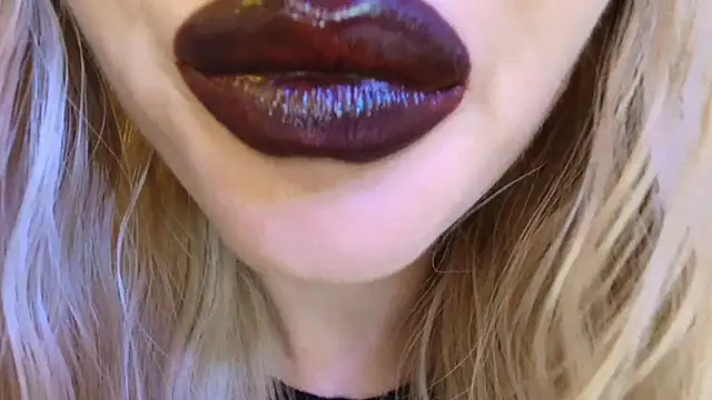 Velvet_kissx webcam