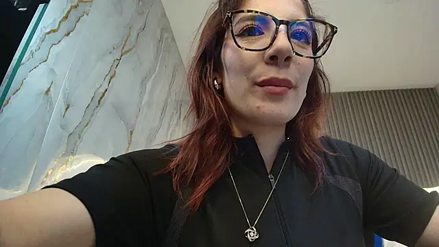 nadia_r_ webcam