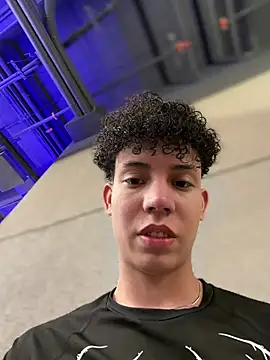 yoursexyjose webcam