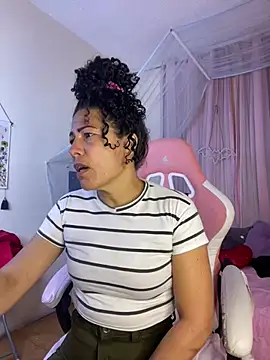 victorya_milf webcam