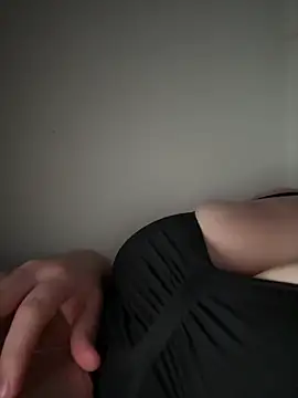 laylajonesxxx webcam