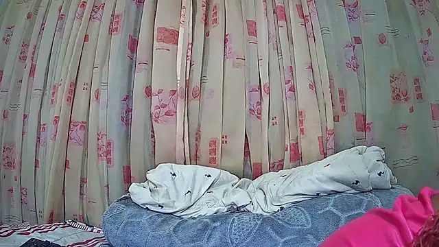 LeeIranxxx webcam