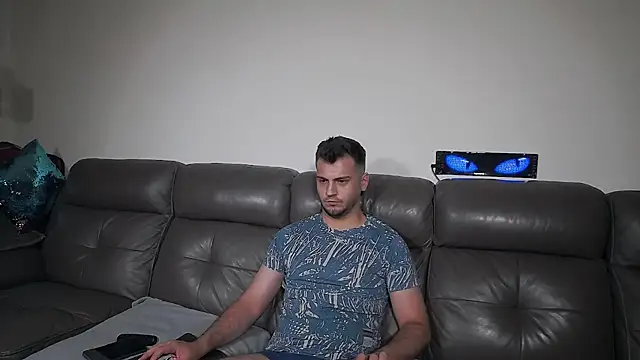 CrazyDom1 webcam