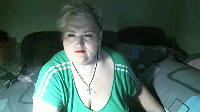 Lana555 live cam on StripChat
