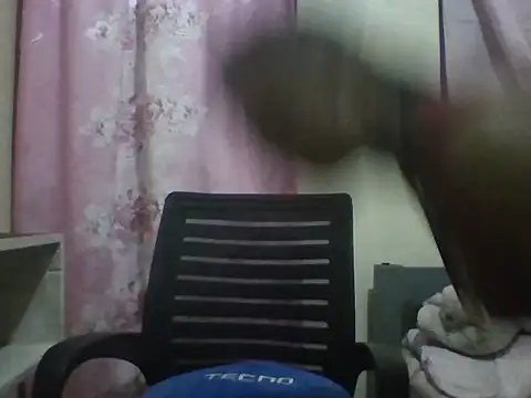 Barbiedarl live cam on StripChat