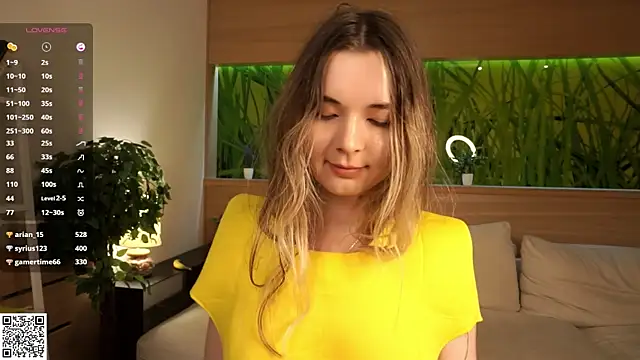 MarlinVarian live cam on StripChat