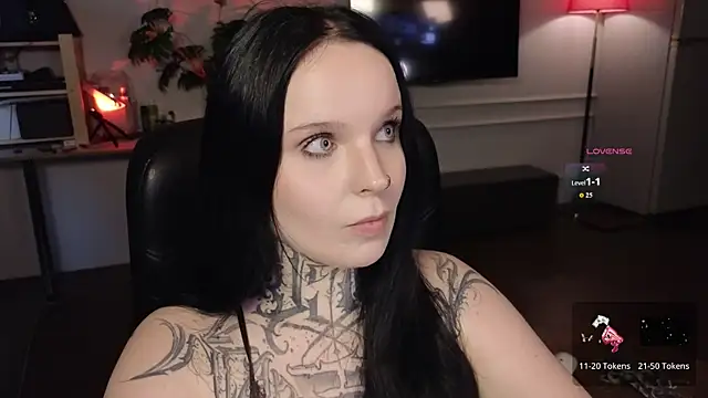 ATOMIC-KETCHUP live cam on StripChat