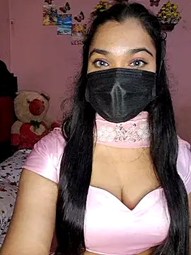 Ismanur11 live cam on StripChat