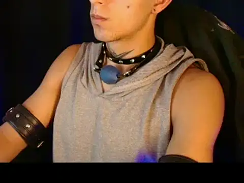 dark_men1 webcam