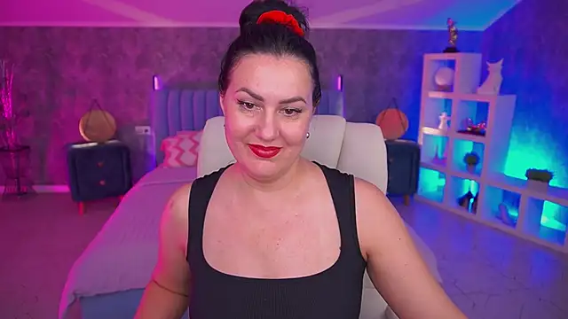 VelvetLuck webcam