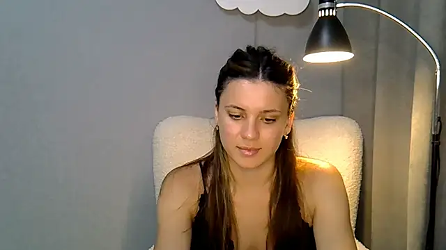 KiraHoney webcam