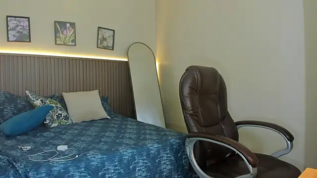 Joan_Blake webcam