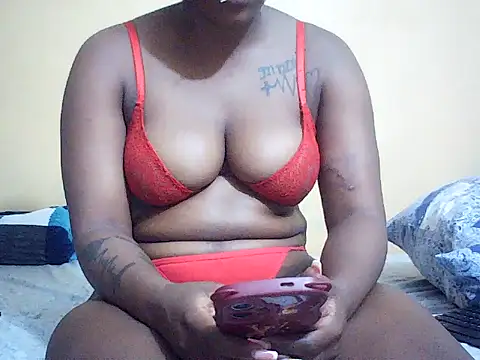 emmyteaz1 webcam
