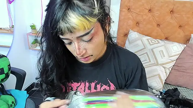 MeowMota_ webcam