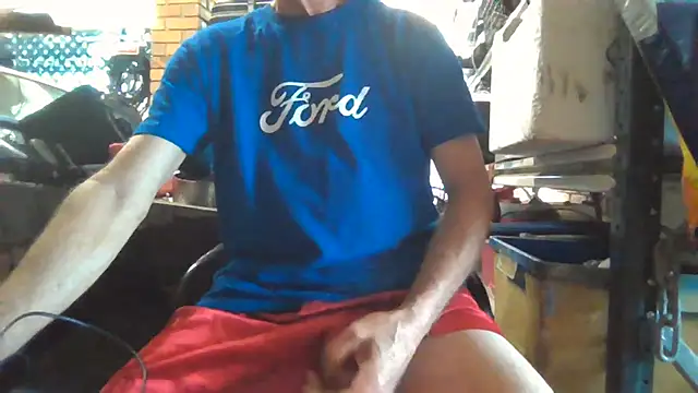 Lovyourpuss webcam