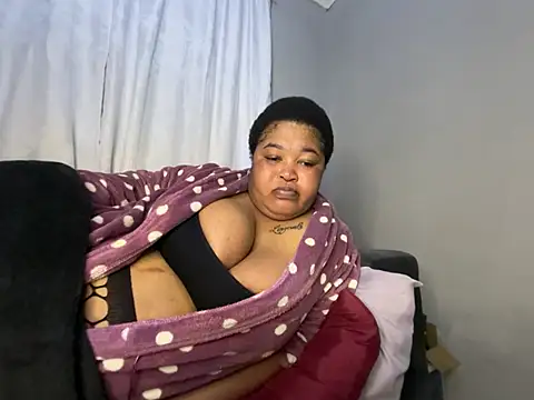 Sexybella-97 webcam