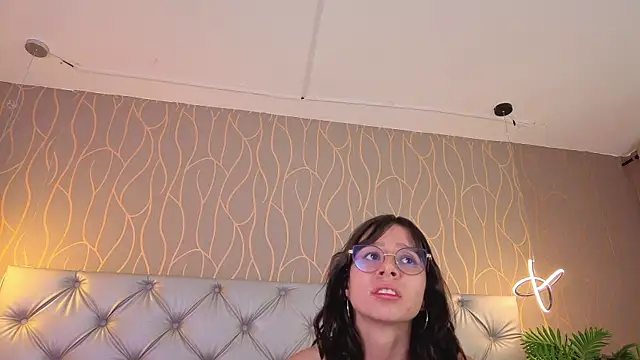 NatalyMary webcam