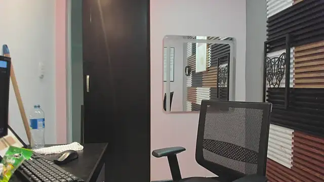 Scarleth-Foxx webcam
