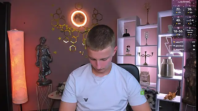 noah_nero webcam