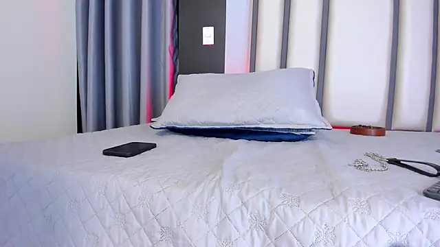 Yoss_Kink webcam