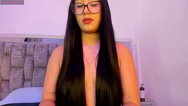 LucianaVlezz webcam