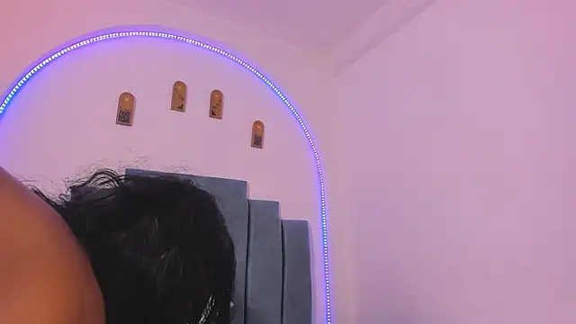 naomi__lux webcam