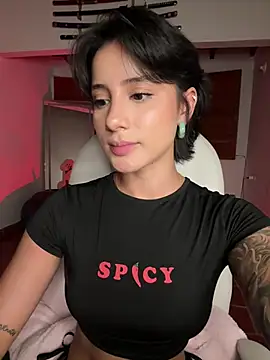 Ale_Lewis webcam