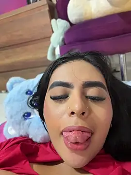 Aylin_Fox webcam