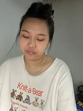 Almira6868 webcam