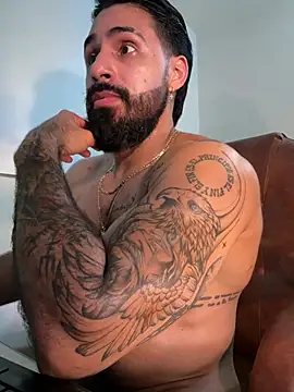 Ryan_Black3 live cam on StripChat