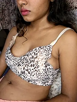 Akni_ live cam on StripChat