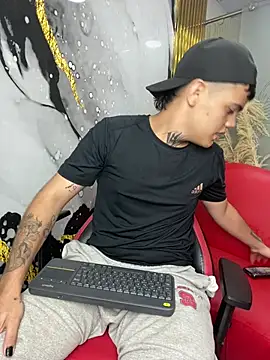 samael_betancurt7 live cam on StripChat