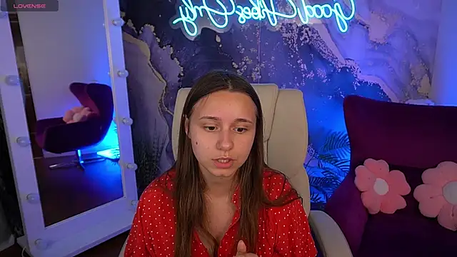 TinyNatalie webcam