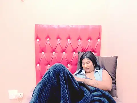 INDIANTOXIC4U webcam