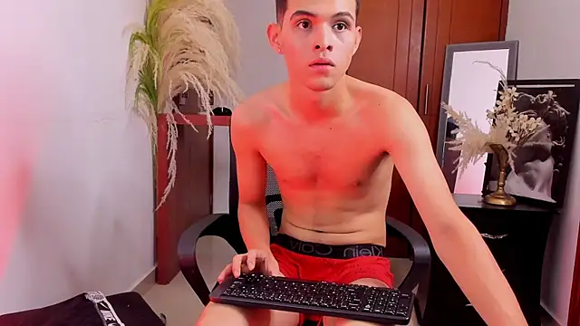 your_d0ll1 live cam on StripChat