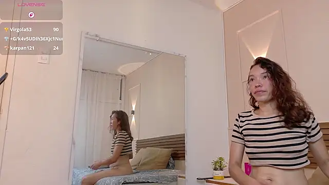 liz_merchan webcam