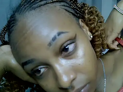 cocolaurah webcam