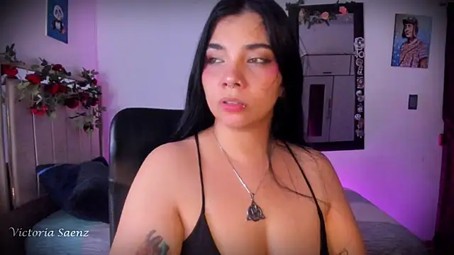 victoriaasaenz_ webcam