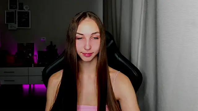 Sm0ly live cam on StripChat