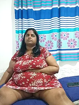 SusanaEshwar live cam on StripChat