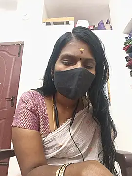 Tamil_Yalini12 live cam on StripChat