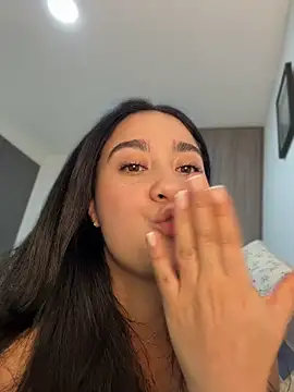 Nina_lovi