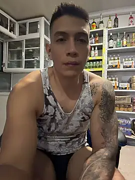 OliverWest04 webcam