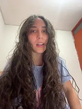LatinDoll8 Live Web Cam Show