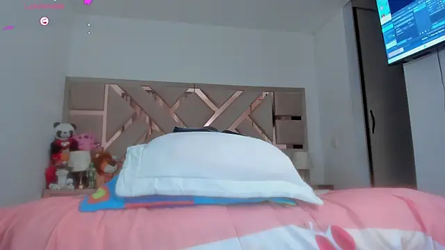 ashelydainii webcam
