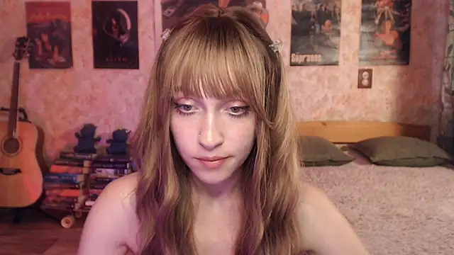 friendly_ellie - Friendly_Ellie's free webcam - UK Sex Cams