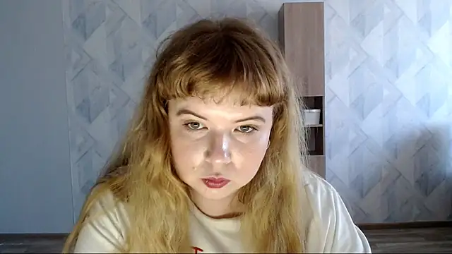 Melina_Hot09 live cam on StripChat