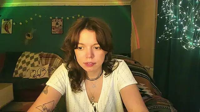 ClancyMorissey live cam on StripChat