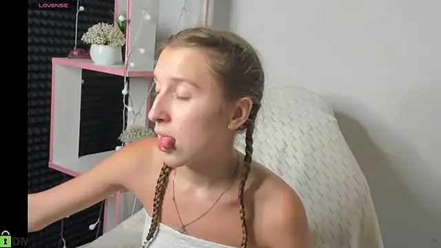 Xenia_paradise webcam