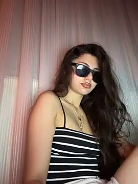 CozyHeartX webcam
